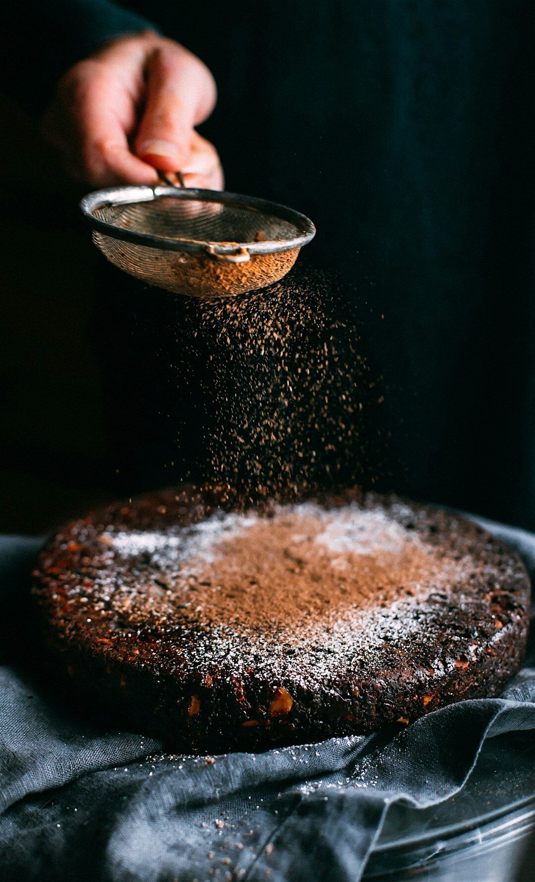 baking cake layers
